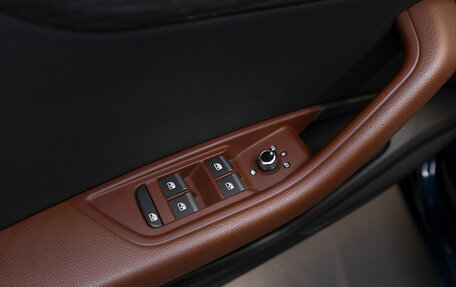 Audi A4, 2019 год, 2 490 000 рублей, 18 фотография