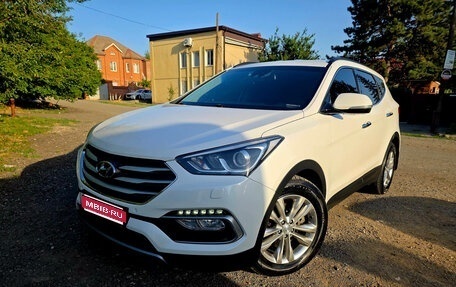 Hyundai Santa Fe III рестайлинг, 2015 год, 2 350 000 рублей, 1 фотография