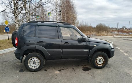 Chevrolet Niva I рестайлинг, 2011 год, 400 000 рублей, 3 фотография