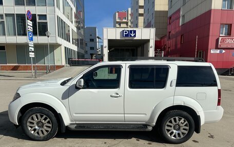 Nissan Pathfinder, 2012 год, 1 570 000 рублей, 1 фотография