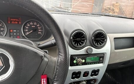 Renault Logan I, 2010 год, 190 000 рублей, 10 фотография