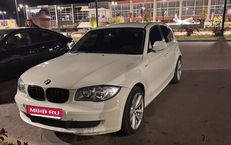BMW 1 серия, 2009 год, 750 000 рублей, 10 фотография