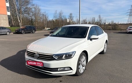 Volkswagen Passat B8 рестайлинг, 2016 год, 1 700 000 рублей, 4 фотография