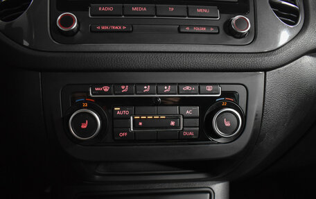 Volkswagen Tiguan I, 2012 год, 849 000 рублей, 15 фотография