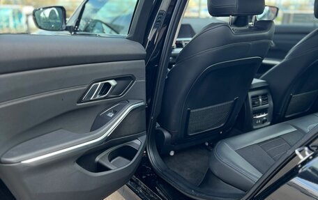 BMW 3 серия, 2020 год, 3 200 000 рублей, 24 фотография