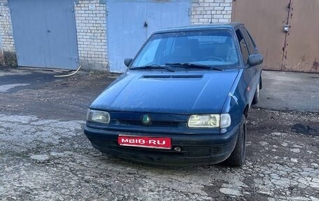 Skoda Felicia I рестайлинг, 1997 год, 135 000 рублей, 1 фотография