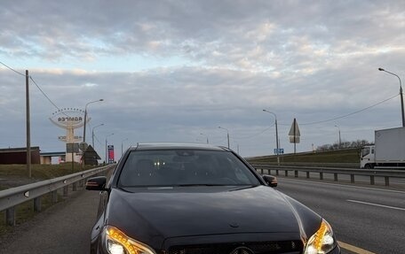 Mercedes-Benz E-Класс, 2015 год, 3 333 333 рублей, 1 фотография