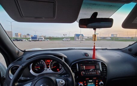 Nissan Juke II, 2012 год, 900 000 рублей, 11 фотография