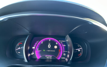 Renault Talisman, 2016 год, 1 700 000 рублей, 35 фотография