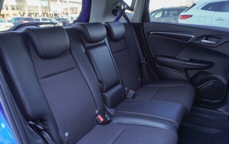 Honda Fit III, 2018 год, 1 219 000 рублей, 10 фотография