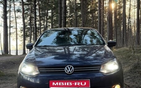 Volkswagen Polo VI (EU Market), 2012 год, 675 000 рублей, 1 фотография
