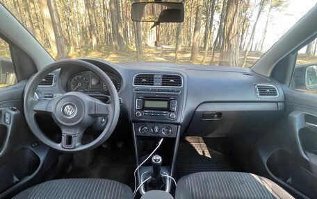 Volkswagen Polo VI (EU Market), 2012 год, 675 000 рублей, 16 фотография