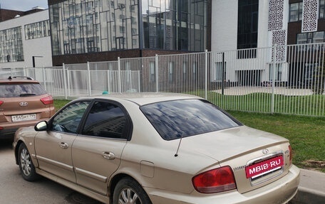 Hyundai Sonata IV рестайлинг, 2005 год, 325 000 рублей, 4 фотография