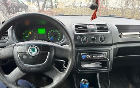 Skoda Fabia II, 2008 год, 255 000 рублей, 3 фотография