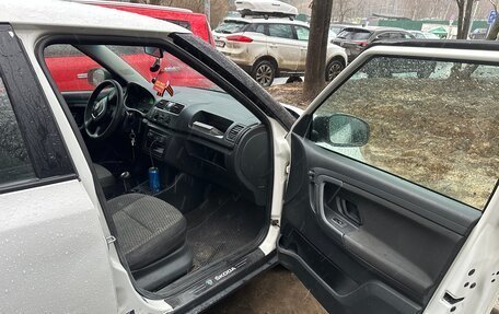 Skoda Fabia II, 2008 год, 255 000 рублей, 4 фотография