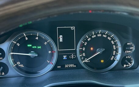 Toyota Land Cruiser 200, 2020 год, 10 500 000 рублей, 5 фотография