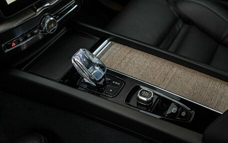 Volvo XC60 II, 2026 год, 10 500 000 рублей, 8 фотография