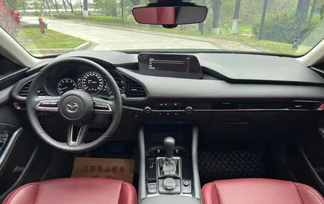 Mazda 3, 2023 год, 1 750 555 рублей, 10 фотография