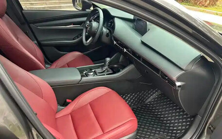 Mazda 3, 2023 год, 1 750 555 рублей, 11 фотография