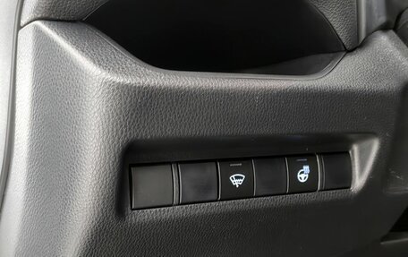 Toyota RAV4, 2021 год, 2 890 000 рублей, 15 фотография