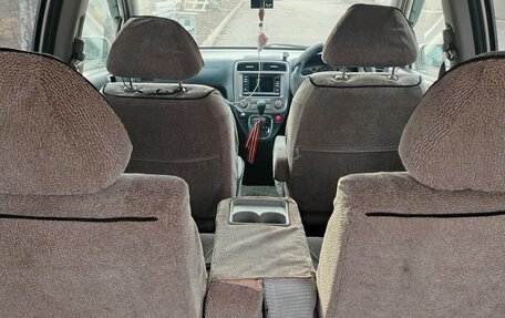 Honda Stream I рестайлинг, 2002 год, 420 000 рублей, 7 фотография