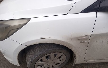 Hyundai Solaris II рестайлинг, 2015 год, 500 000 рублей, 6 фотография