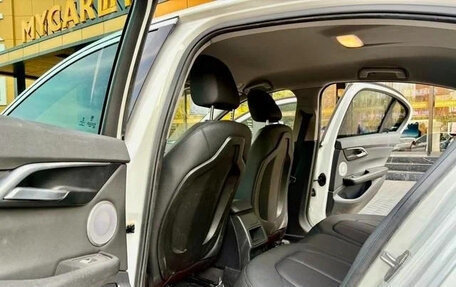 BMW 1 серия, 2021 год, 1 900 000 рублей, 9 фотография