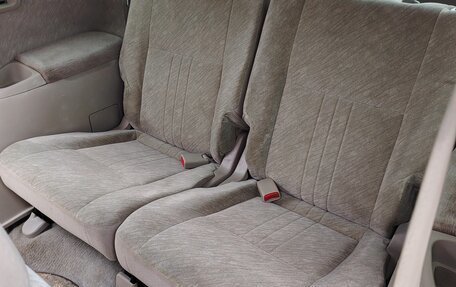 Toyota Gaia, 2001 год, 480 000 рублей, 8 фотография