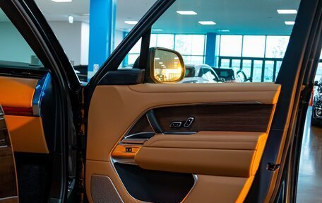 Land Rover Range Rover IV рестайлинг, 2025 год, 30 250 000 рублей, 14 фотография