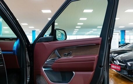 Land Rover Range Rover IV рестайлинг, 2025 год, 30 250 000 рублей, 16 фотография