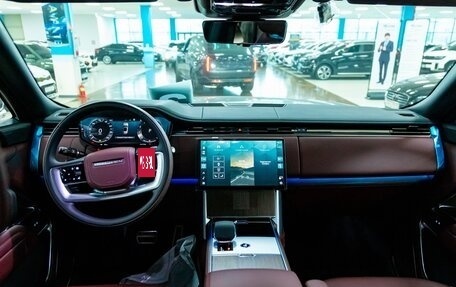 Land Rover Range Rover IV рестайлинг, 2025 год, 30 250 000 рублей, 12 фотография