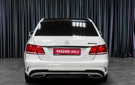 Mercedes-Benz E-Класс, 2013 год, 1 625 000 рублей, 4 фотография