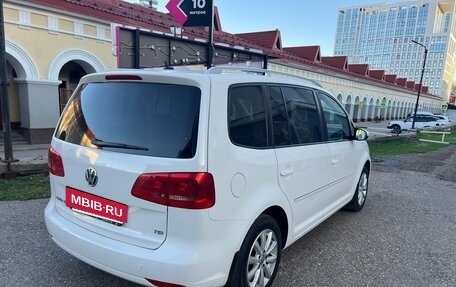 Volkswagen Touran III, 2011 год, 1 350 000 рублей, 5 фотография