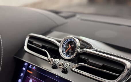 Bentley Bentayga I, 2022 год, 24 555 556 рублей, 12 фотография