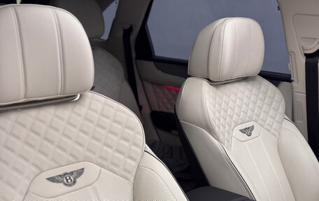 Bentley Bentayga I, 2022 год, 24 555 556 рублей, 6 фотография