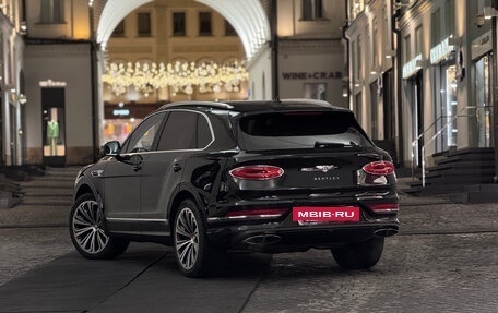 Bentley Bentayga I, 2022 год, 24 555 556 рублей, 18 фотография