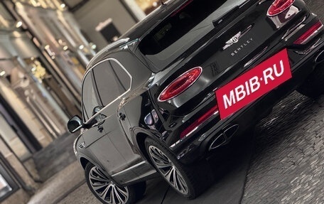 Bentley Bentayga I, 2022 год, 24 555 556 рублей, 19 фотография