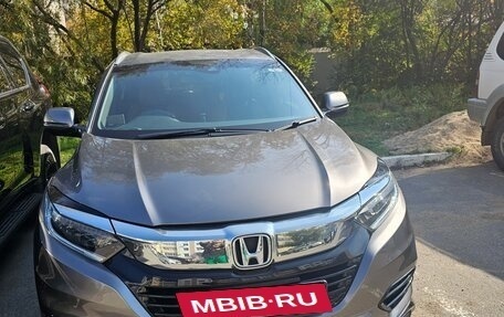 Honda Vezel, 2019 год, 2 380 000 рублей, 2 фотография