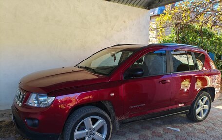 Jeep Compass I рестайлинг, 2012 год, 1 750 000 рублей, 1 фотография