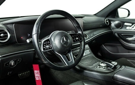 Mercedes-Benz E-Класс, 2018 год, 3 200 000 рублей, 11 фотография