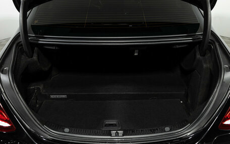 Mercedes-Benz E-Класс, 2018 год, 3 200 000 рублей, 24 фотография