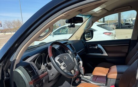 Toyota Land Cruiser 200, 2014 год, 4 990 000 рублей, 15 фотография