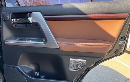 Toyota Land Cruiser 200, 2014 год, 4 990 000 рублей, 37 фотография