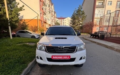 Toyota Hilux VII, 2013 год, 2 200 000 рублей, 1 фотография