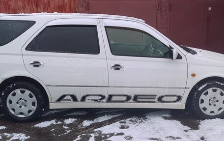 Toyota Vista V30, 1998 год, 490 000 рублей, 2 фотография