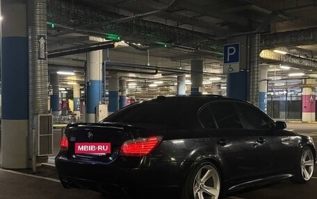 BMW 5 серия, 2007 год, 1 320 000 рублей, 3 фотография