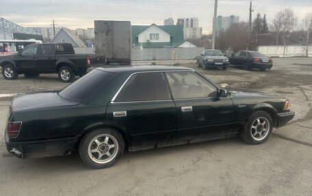 Toyota Crown, 1987 год, 250 000 рублей, 3 фотография