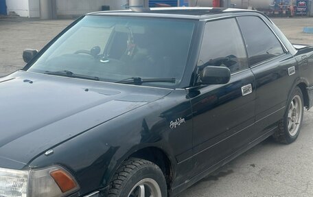 Toyota Crown, 1987 год, 250 000 рублей, 4 фотография