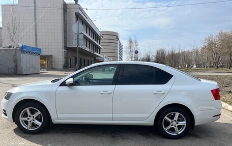 Skoda Octavia, 2018 год, 1 290 000 рублей, 8 фотография