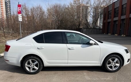 Skoda Octavia, 2018 год, 1 290 000 рублей, 4 фотография